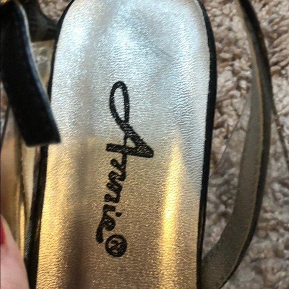 Clear Trendy Stone Heels - Picture 4 of 5